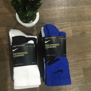 New boys Nike socks